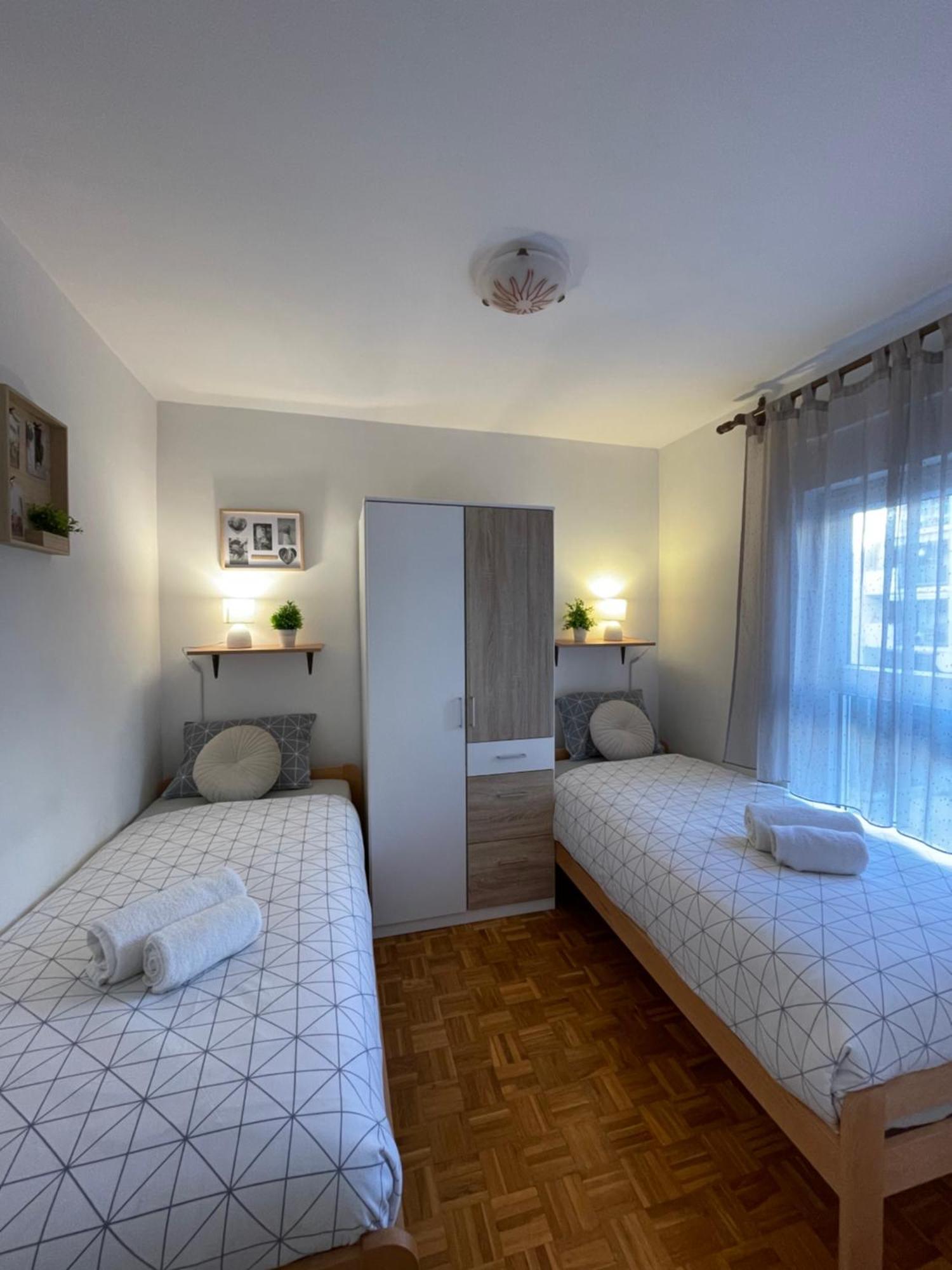 Neva ,prostrani Stan U Blizini Mora Apartment *
